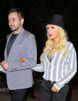 _Christina_Aguilera_HQCandids_28229_.jpg