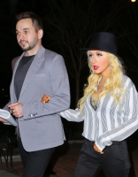 _Christina_Aguilera_HQCandids_28329_.jpg