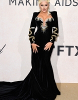 Filename=amfAR_Gala_Cannes_2022_-_Christina_Aguilera_-_Xtina_Daily_00140.jpg
Filesize=3339KiB
Dimensions=2371x3556
Date added=May 27, 2022 amfAR_Gala_Cannes_2022_-_Christina_Aguilera_-_Xtina_Daily_00140.jpg