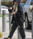 christina-aguilera-catch-a-private-jet-out-of-lax-08-29-2021-3.jpg