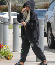christina-aguilera-catch-a-private-jet-out-of-lax-08-29-2021-61.jpg