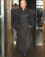 christina-aguilera-leaving-the-tonight-show-in-nyc-61418-5.jpg