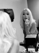 xtina_daily_christina_aguilera__04210422042304240.jpg