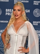 xtinadaily_christina_aguilera_11th_Breakthrough_Prize_Ceremony_at_Barker_Hangar_2052062072080.jpg