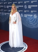 xtinadaily_christina_aguilera_11th_Breakthrough_Prize_Ceremony_at_Barker_Hangar_3013023033040.jpg