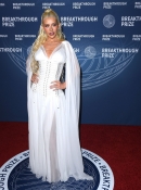 xtinadaily_christina_aguilera_11th_Breakthrough_Prize_Ceremony_at_Barker_Hangar_3773783793800.jpg