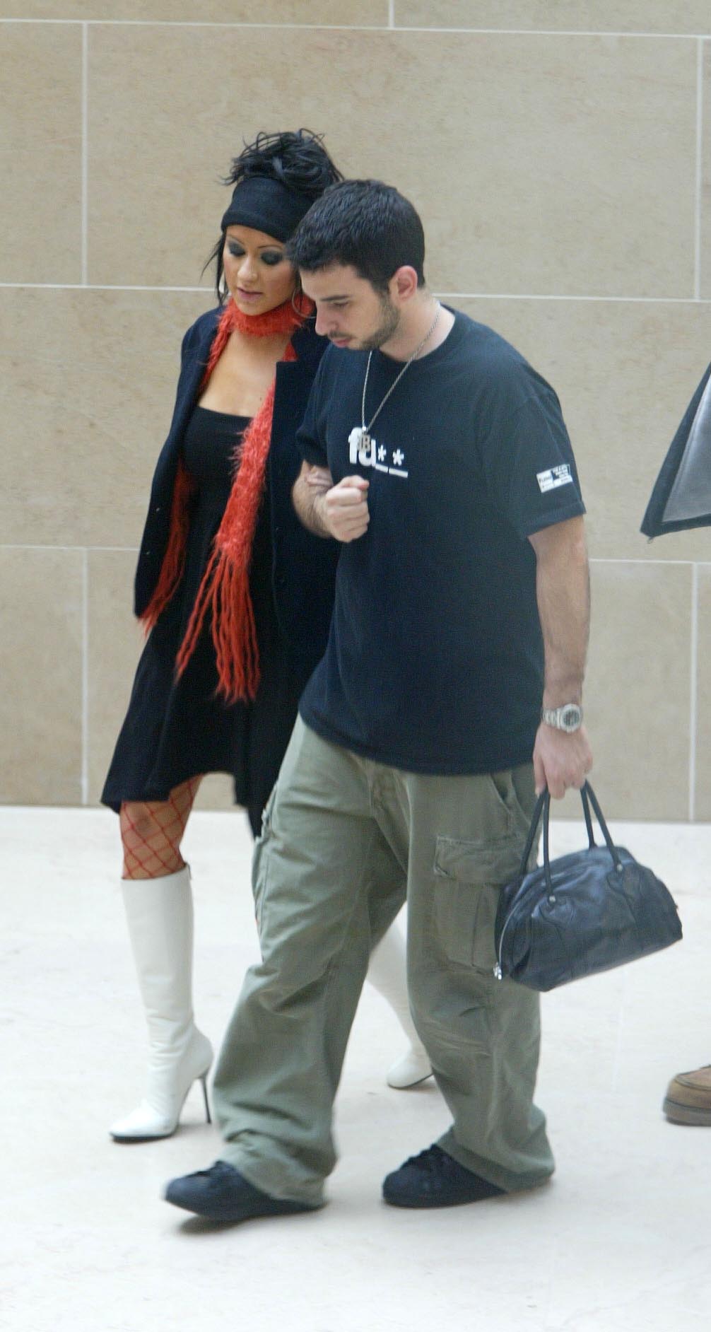 visitinglouvrewithjordan_1082663730.jpg visitinglouvrewithjordan_1082663730.jpg