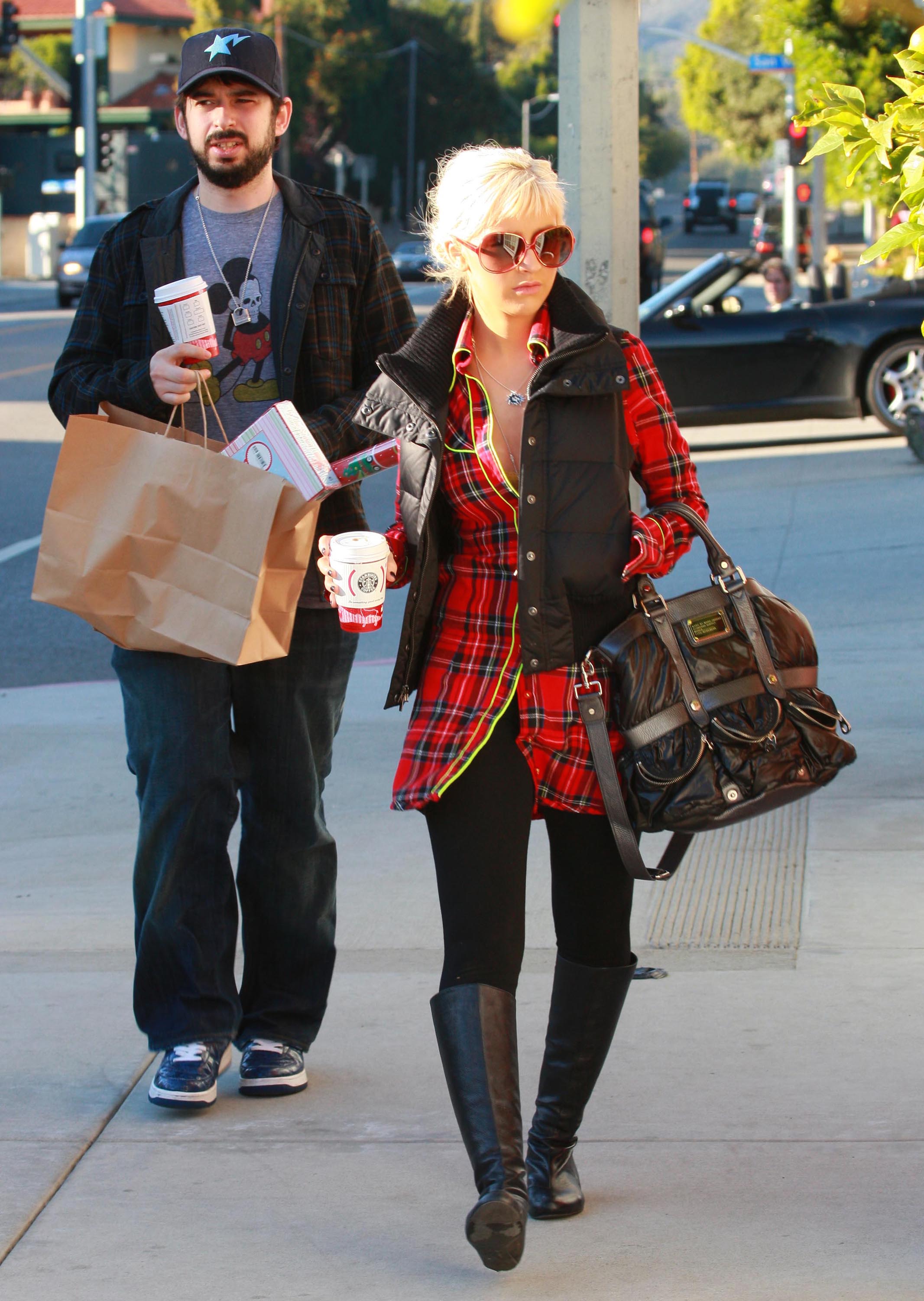 xd_458_281829.jpg xd_458_281829.jpg