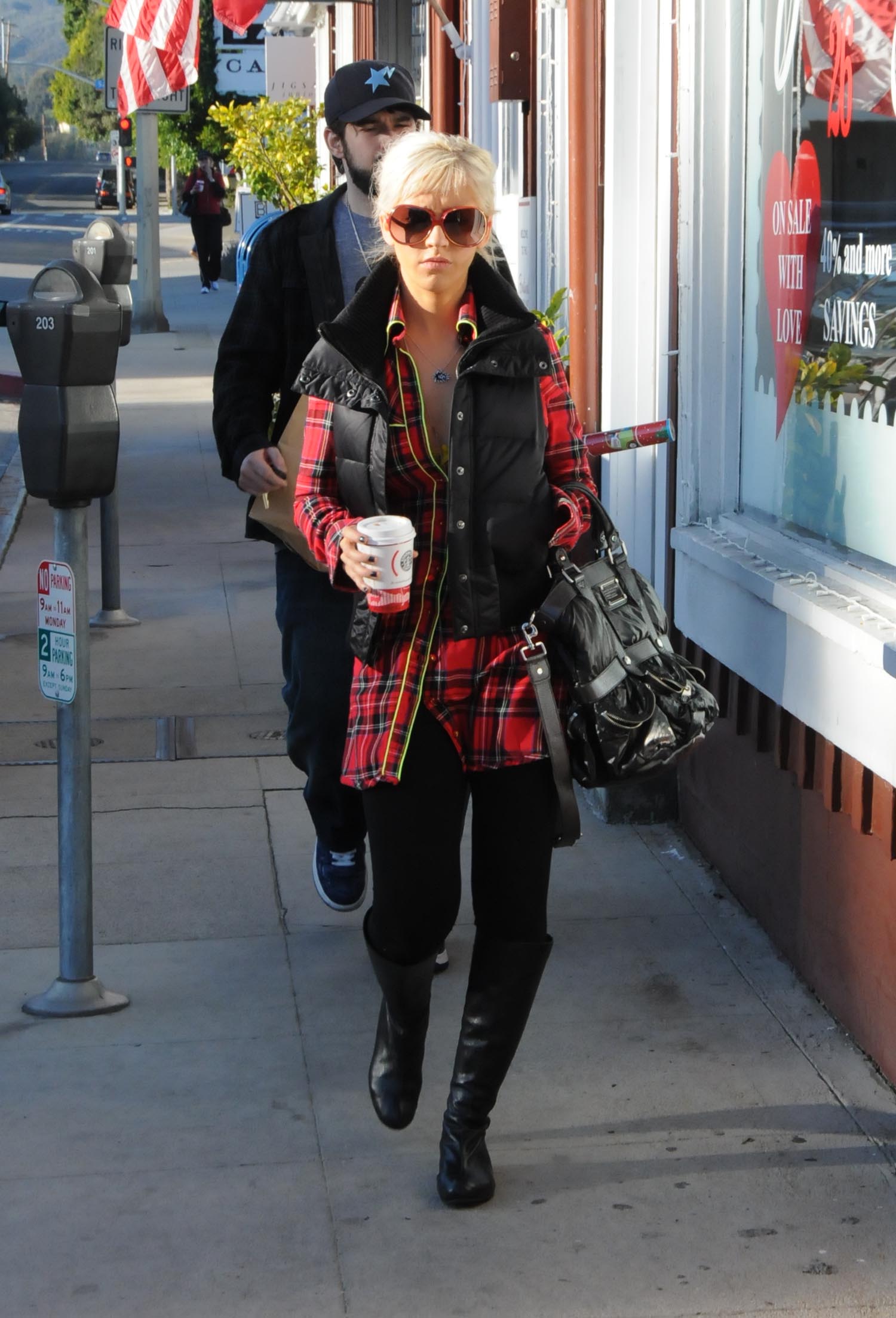 xd_458_284429.jpg xd_458_284429.jpg