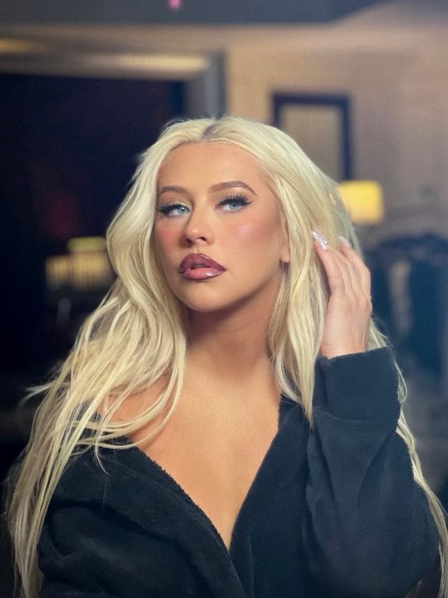 xtina-1605396495569924096-img1.jpg