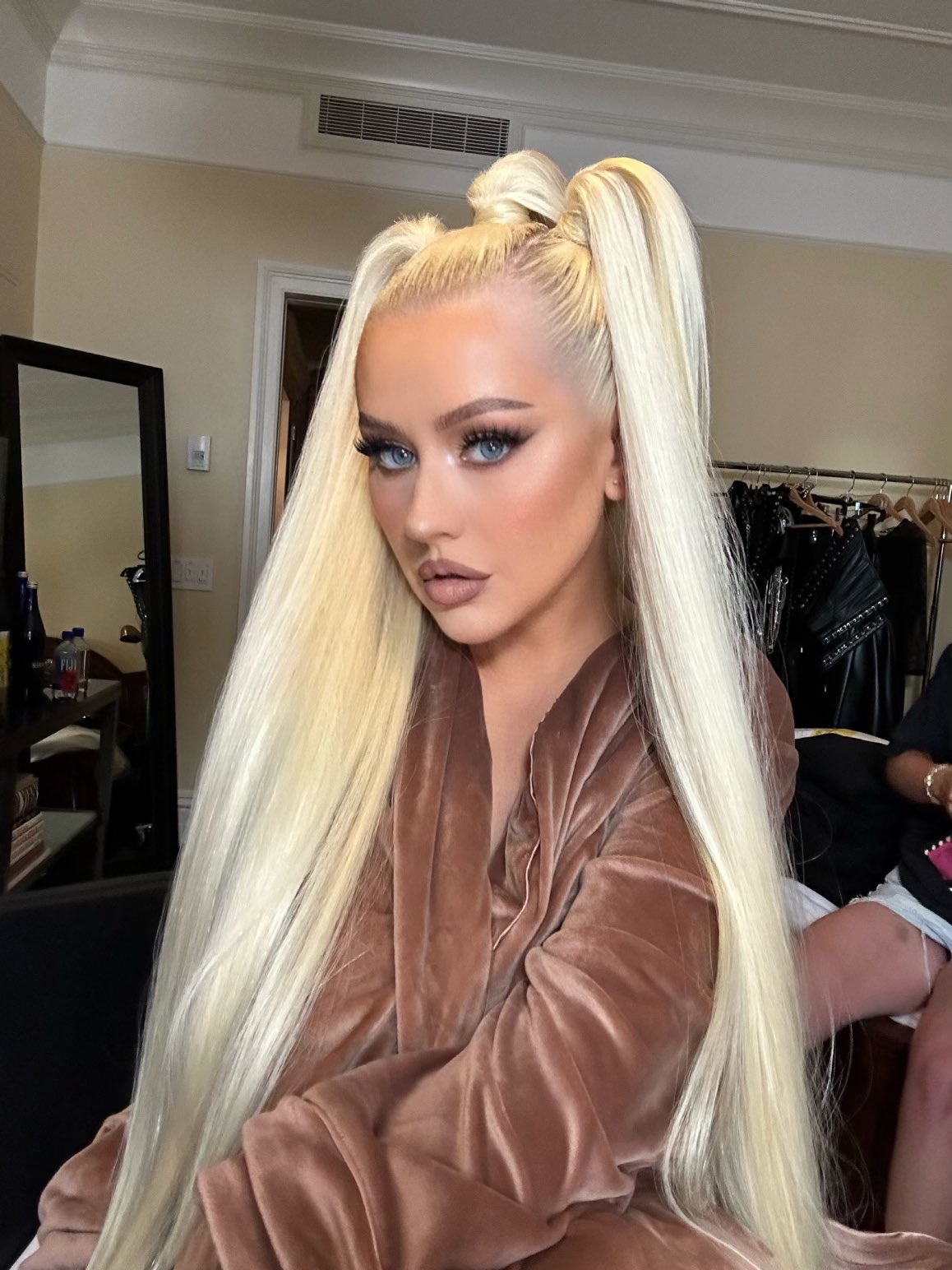 xtina-1675284268912906241-img3.jpg xtina-1675284268912906241-img3.jpg