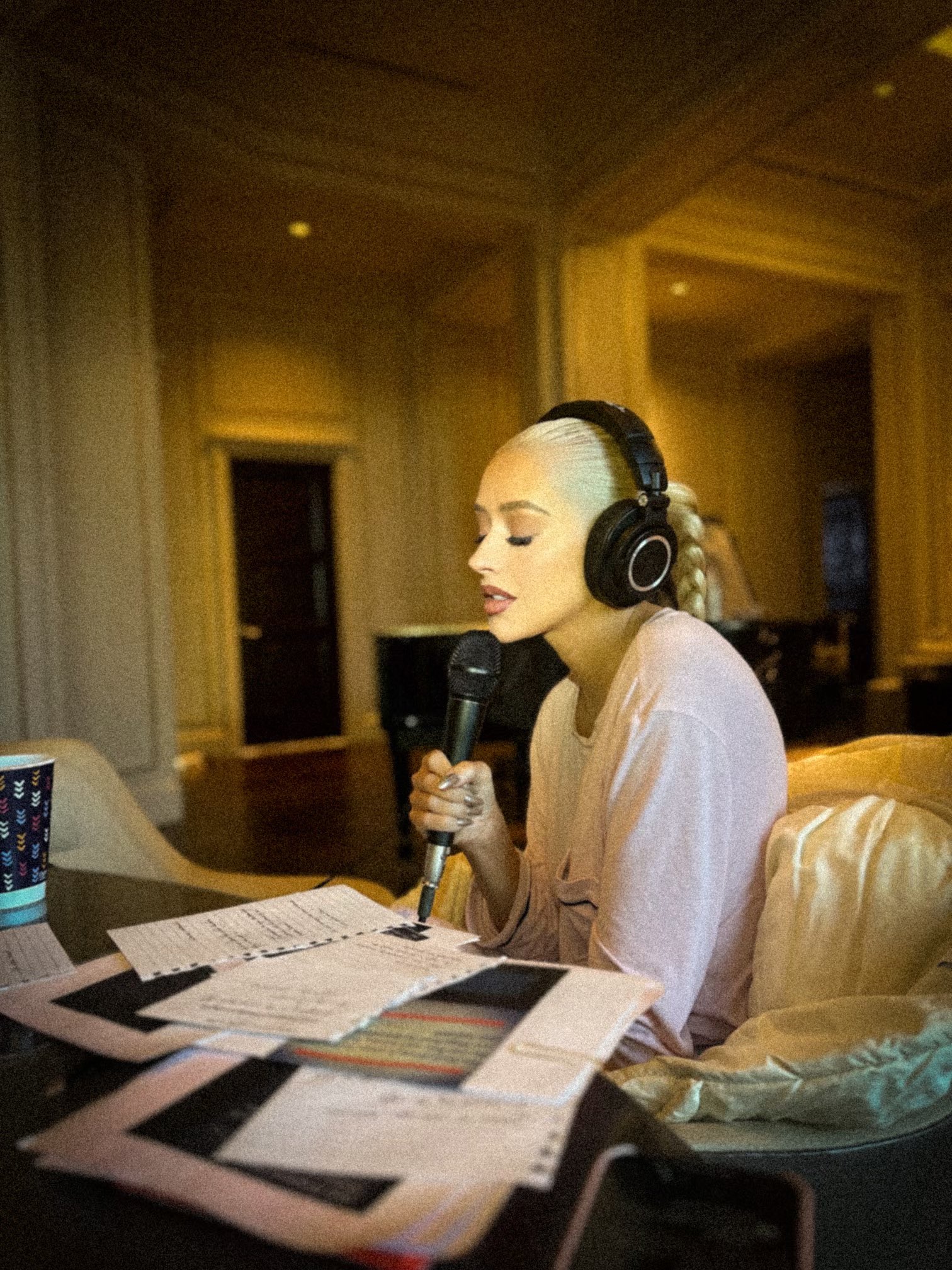 xtina-1741282057635209666-03.jpg xtina-1741282057635209666-03.jpg