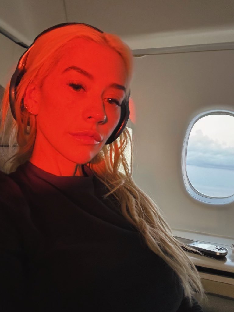 xtina-1821647928928375258-03.jpg xtina-1821647928928375258-03.jpg