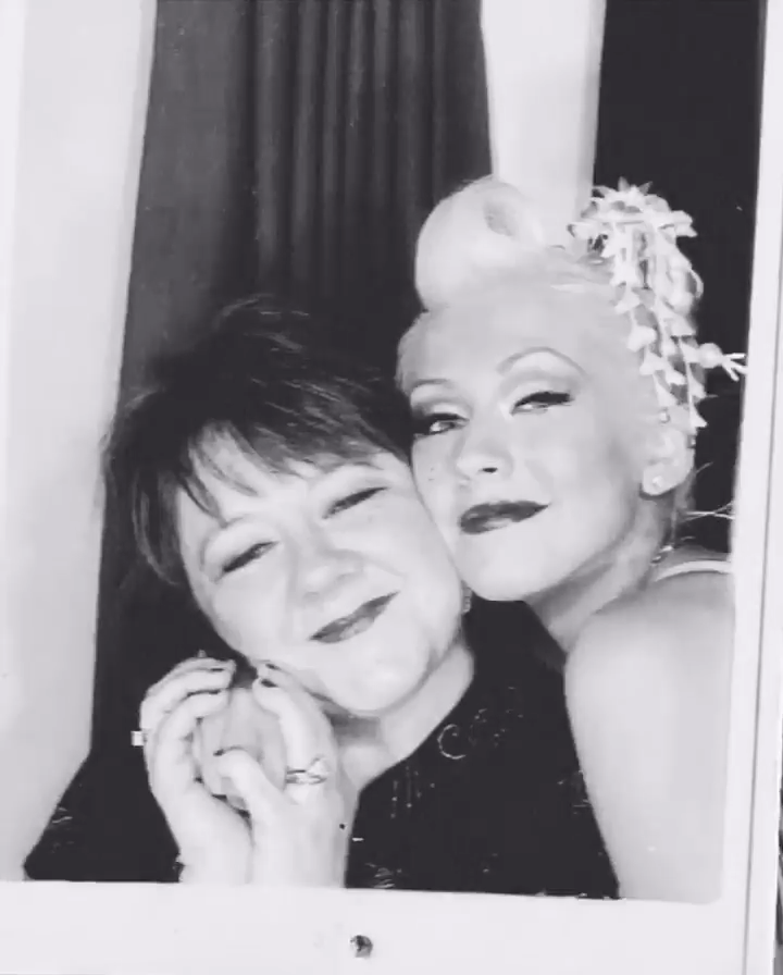 xtina-mom-03.png xtina-mom-03.png