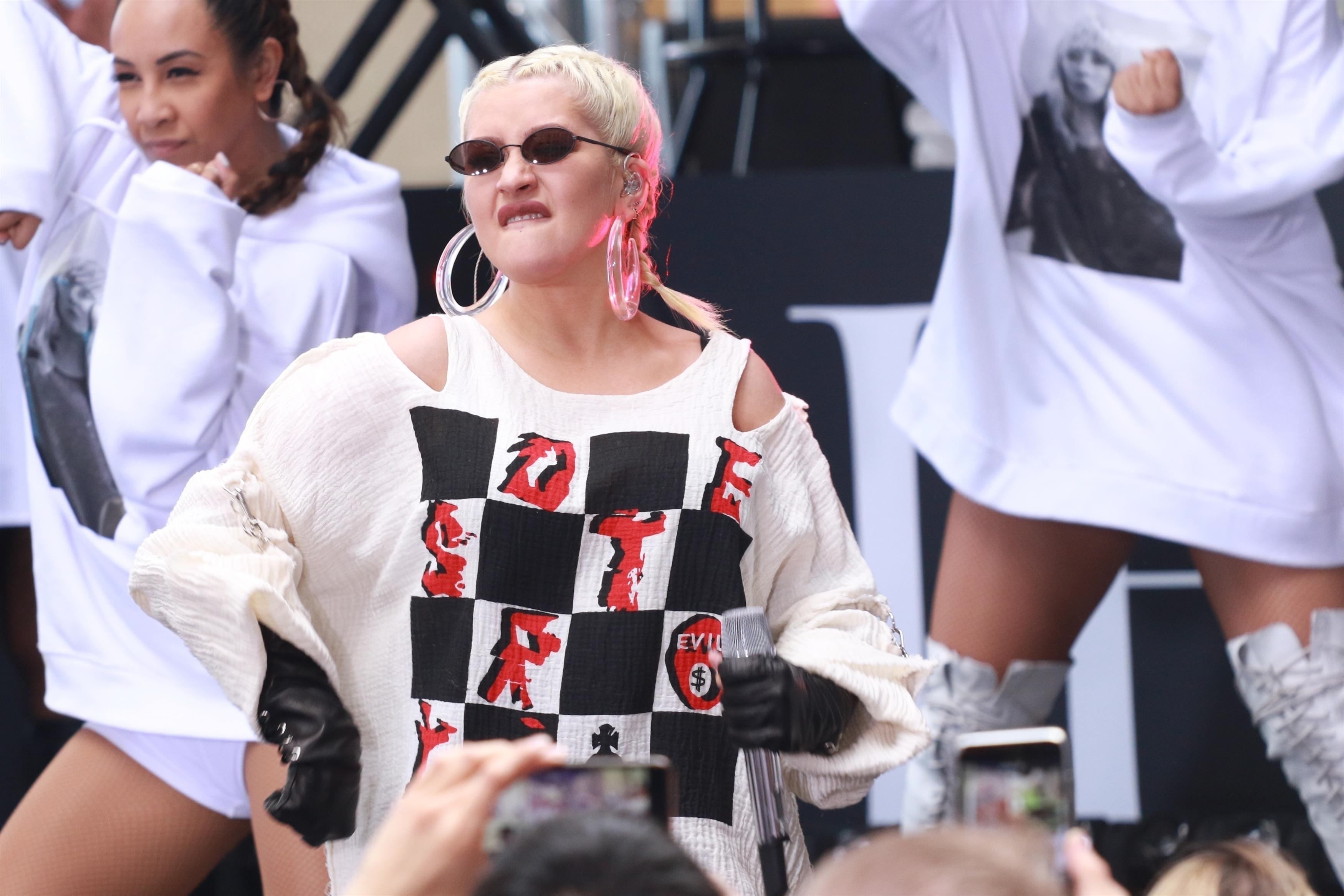 xtina_15062018e_45.jpg xtina_15062018e_45.jpg