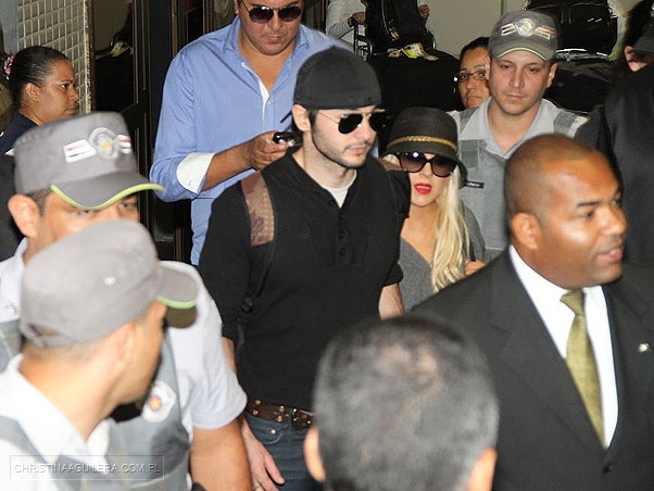 xtina_daily_256_281329.jpg xtina_daily_256_281329.jpg