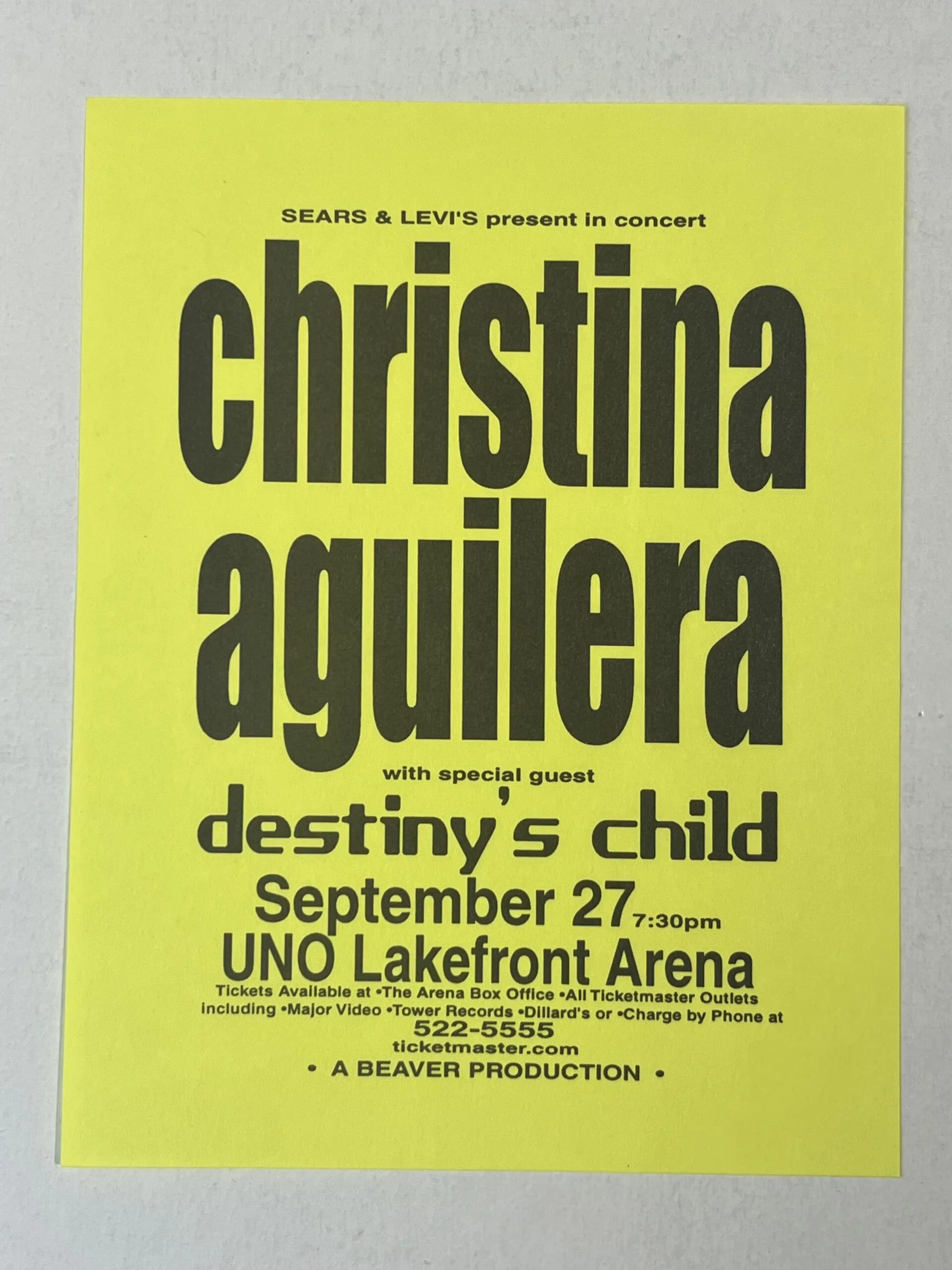 xtina_daily_christina_aguilera__171819200.jpg