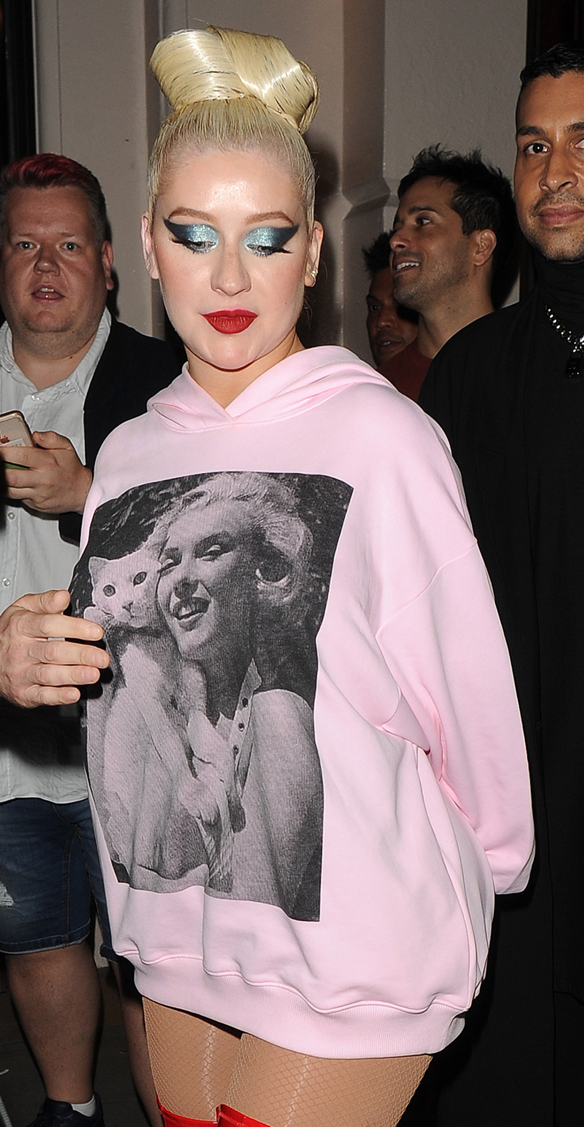 xtinadaily-christina-aguilera-london01.jpg xtinadaily-christina-aguilera-london01.jpg