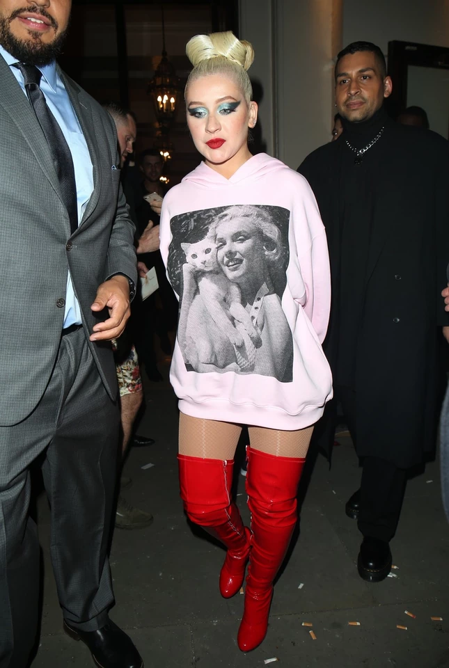 xtinadaily-christina-aguilera-london21.png xtinadaily-christina-aguilera-london21.png