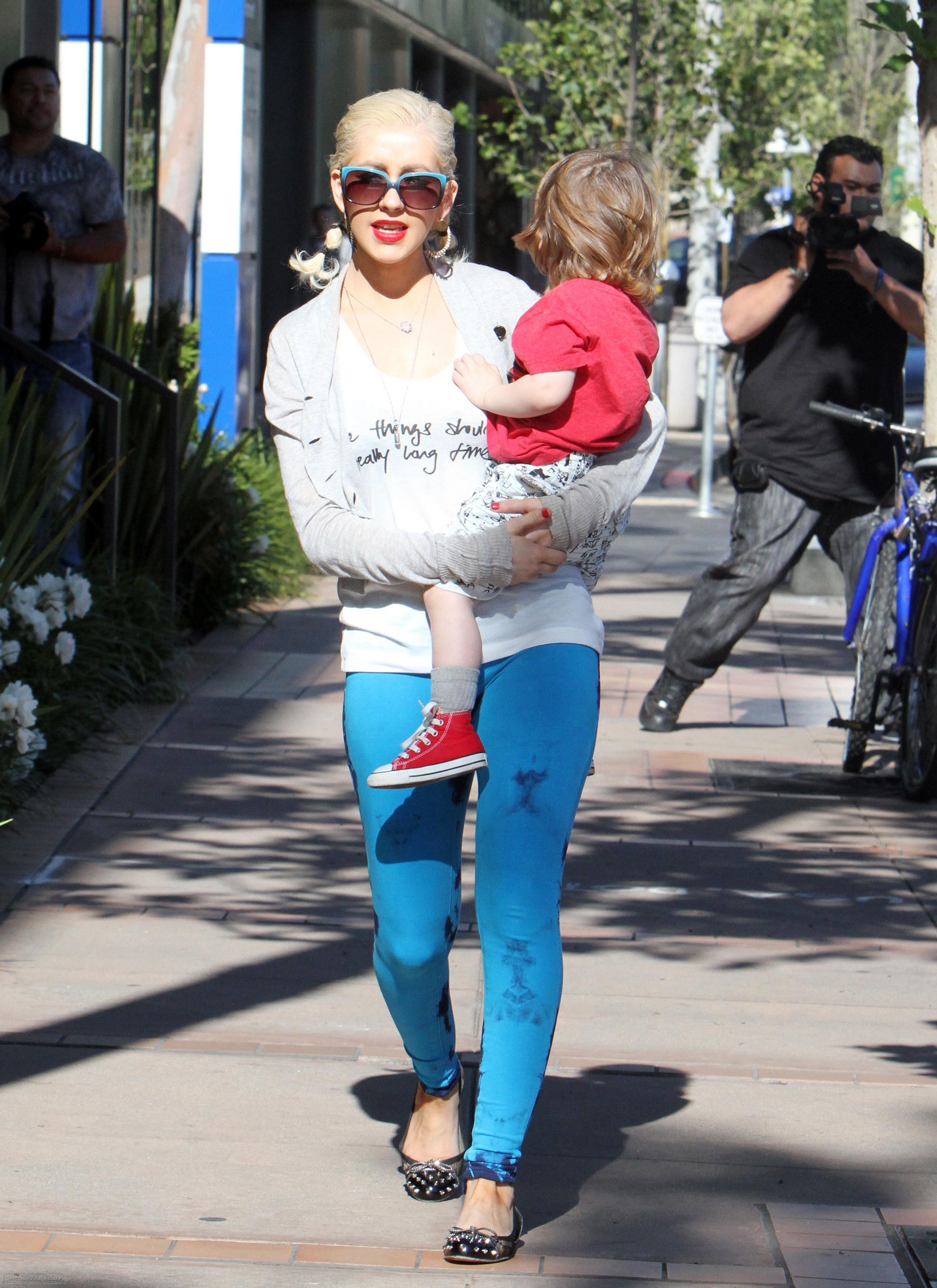 xtinadaily78002.jpg xtinadaily78002.jpg