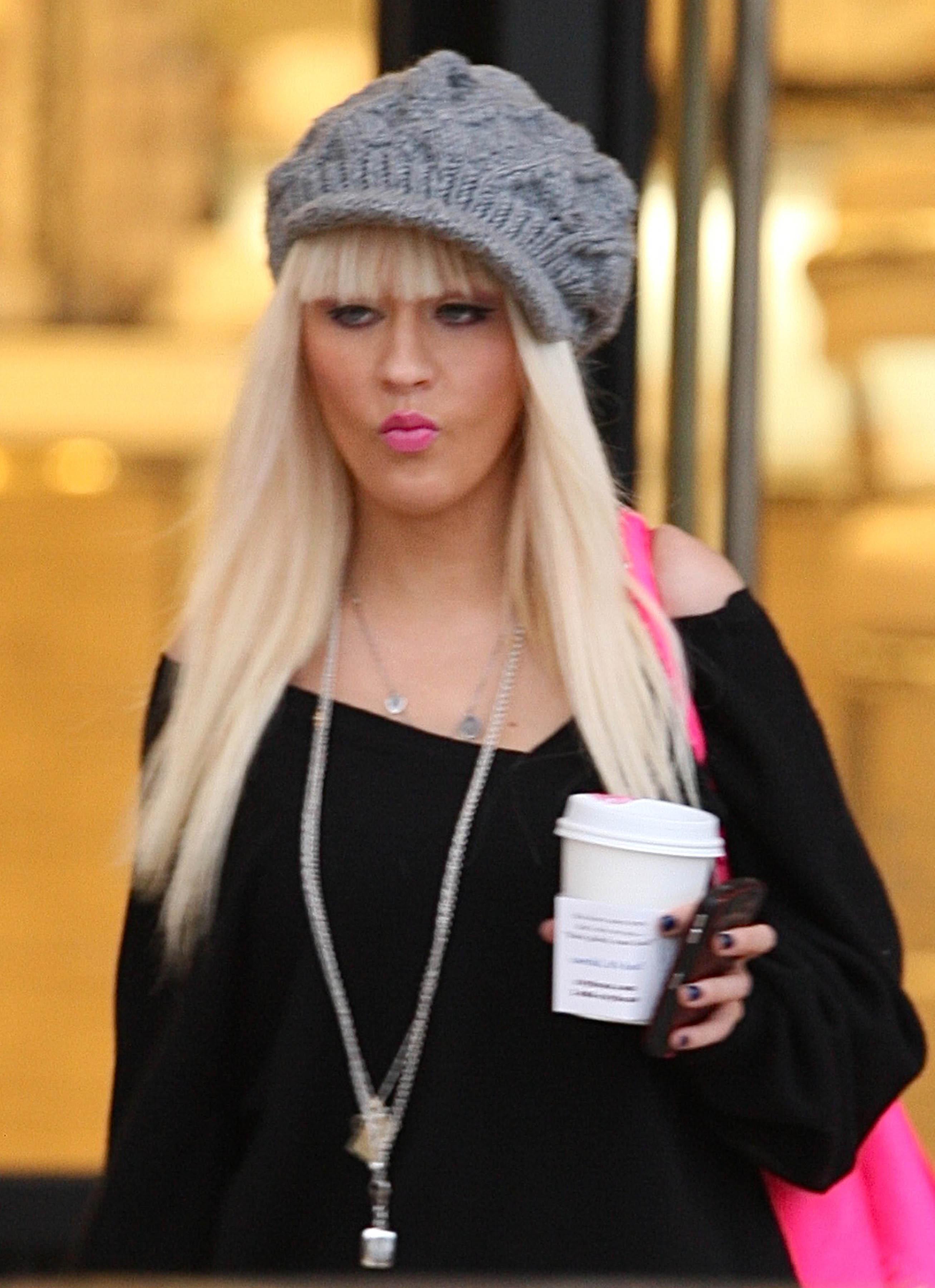 xtinadaily_0000000001.jpg xtinadaily_0000000001.jpg