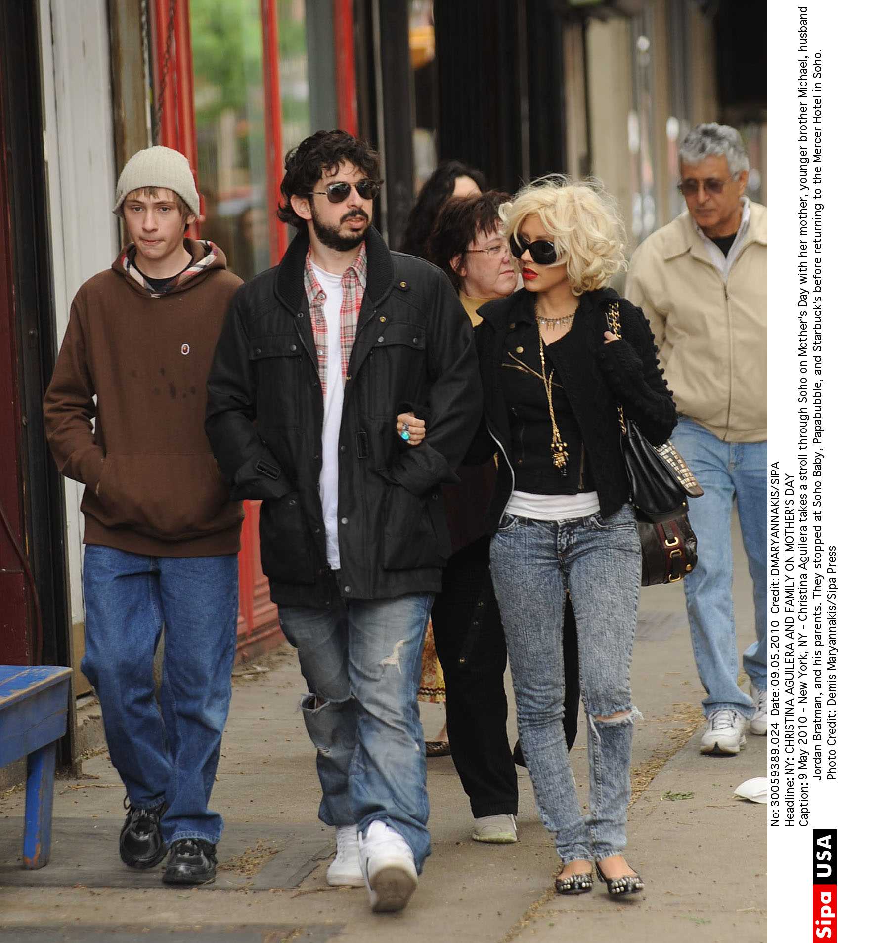 xtinadaily_26021.jpg xtinadaily_26021.jpg