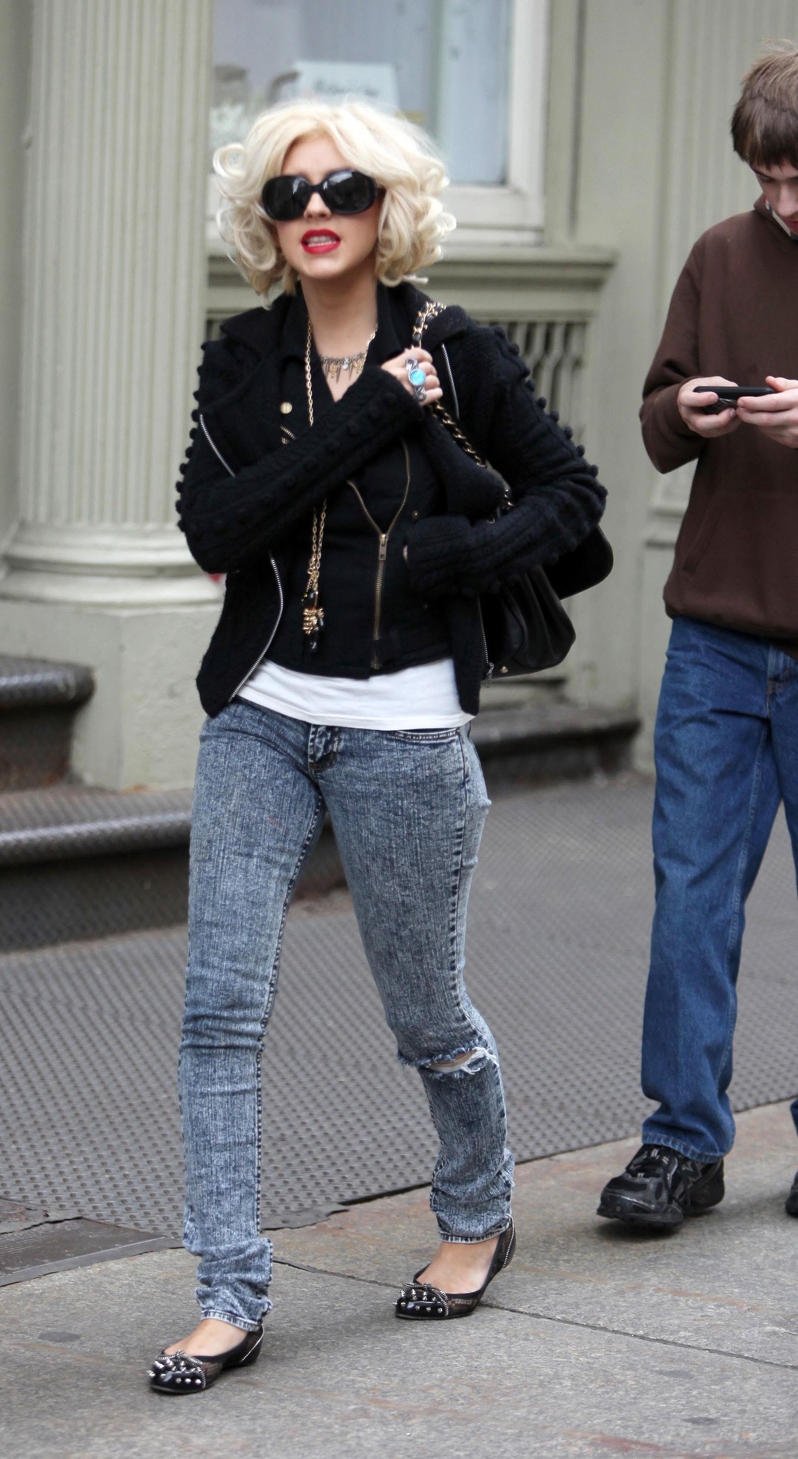 xtinadaily_26076.jpg xtinadaily_26076.jpg