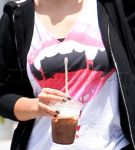 xtinadaily_48001.jpg xtinadaily_48001.jpg