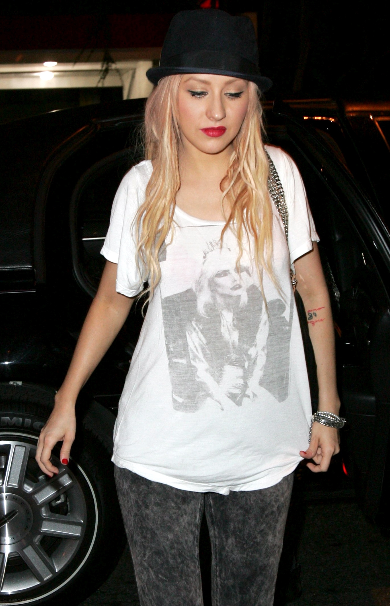 xtinadaily_487012.jpg xtinadaily_487012.jpg