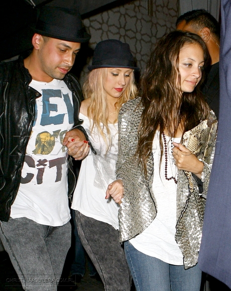 xtinadaily_487023.jpg xtinadaily_487023.jpg