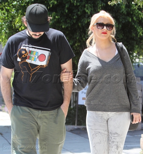 xtinadaily_4978019~0.jpg xtinadaily_4978019~0.jpg