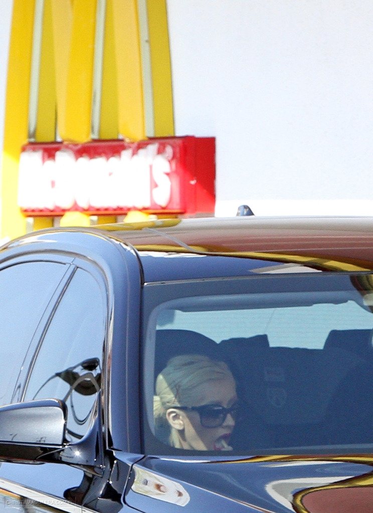 xtinadaily_7955_28929.jpg xtinadaily_7955_28929.jpg