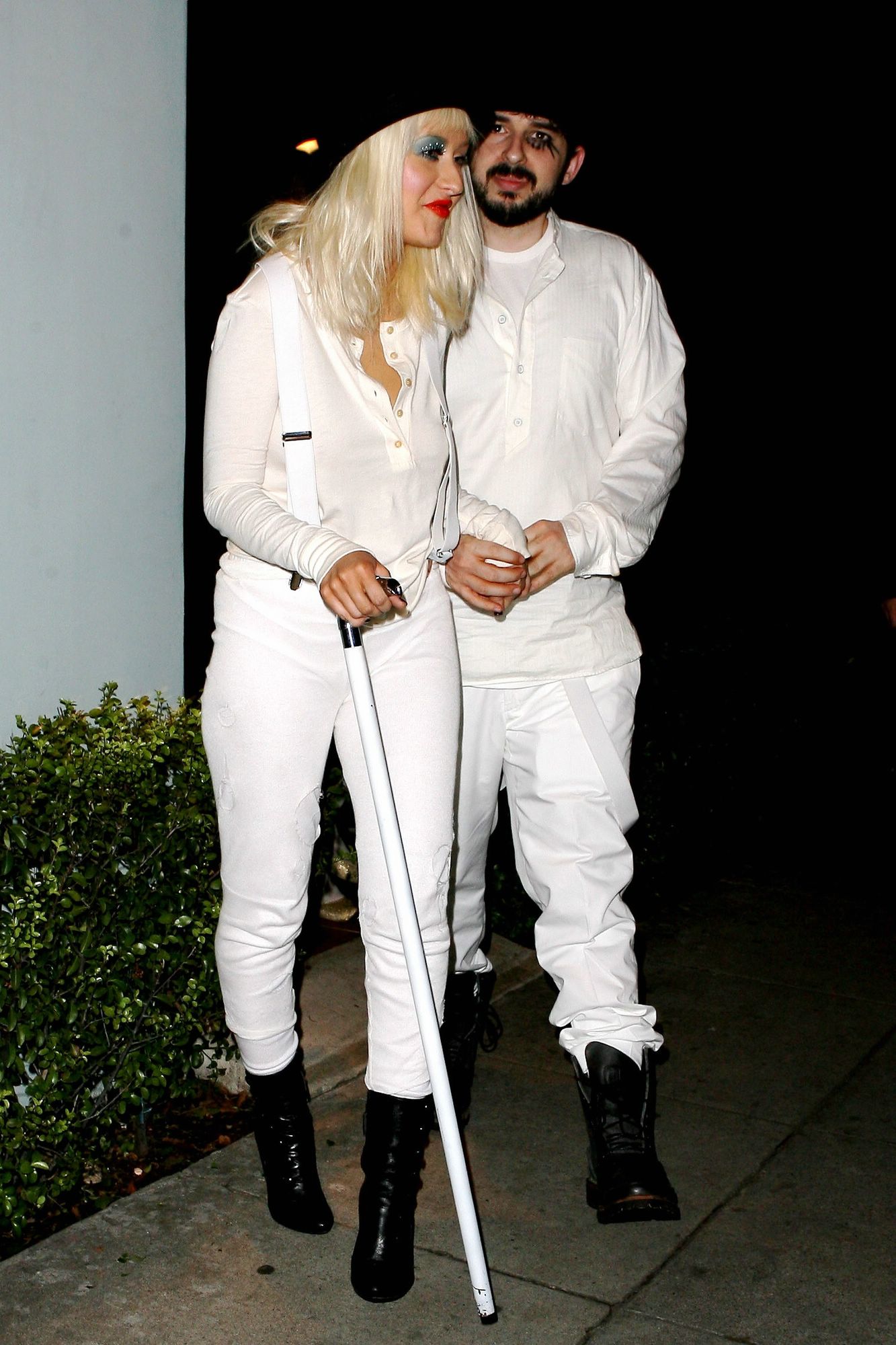 xtinadaily_birthd18_282829.jpg xtinadaily_birthd18_282829.jpg