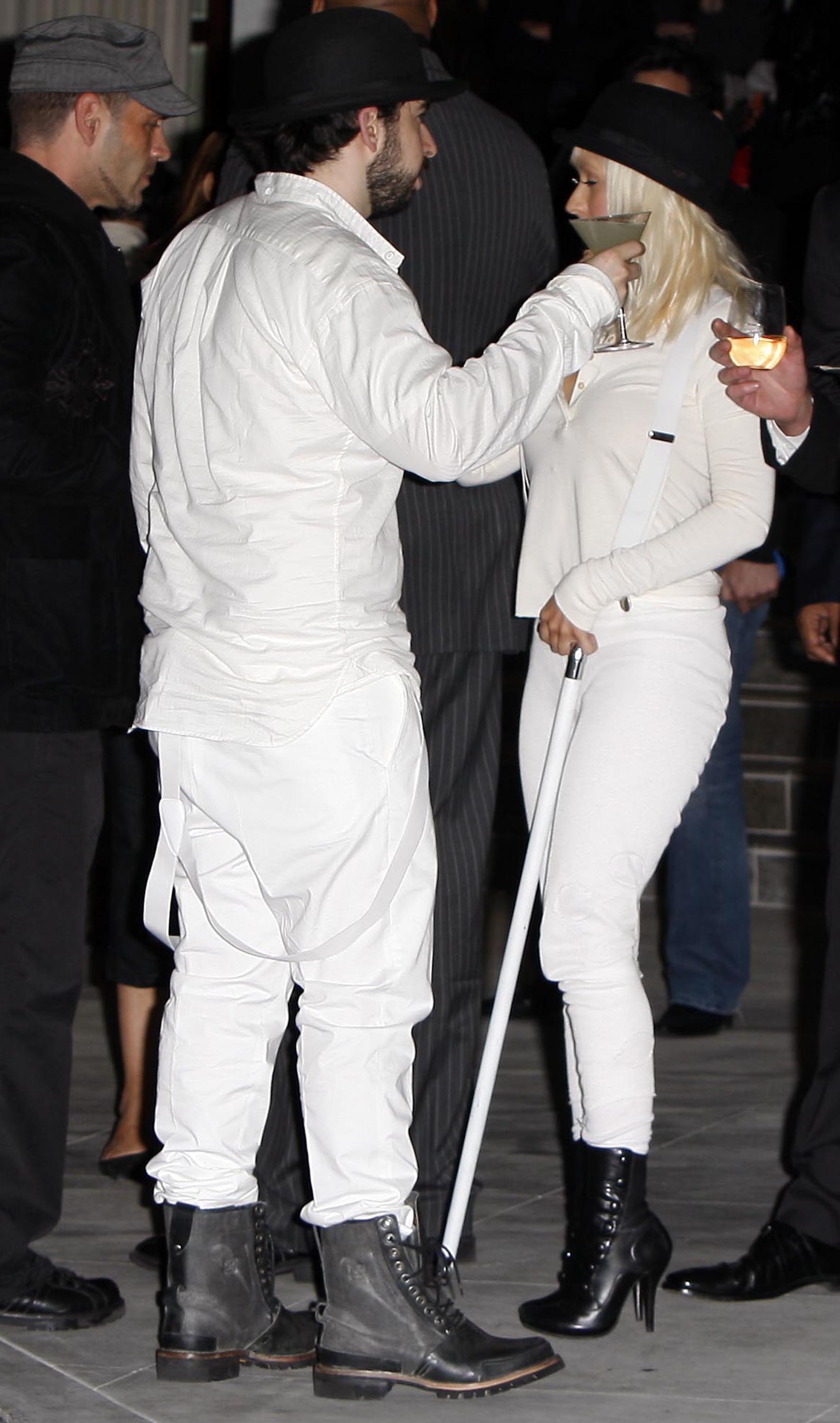 xtinadaily_birthd18_288129.jpg xtinadaily_birthd18_288129.jpg