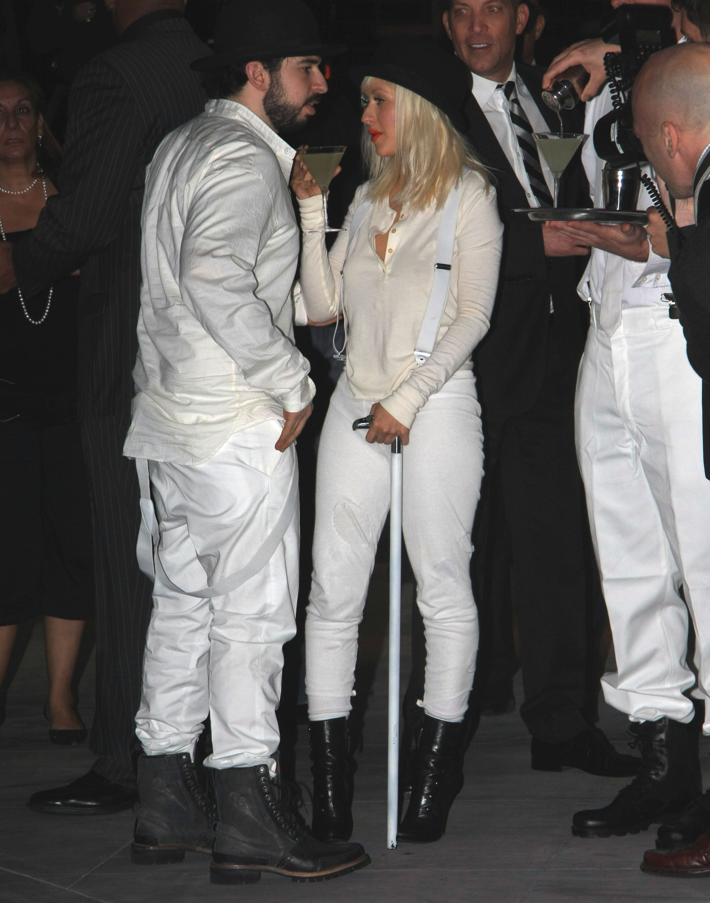 xtinadaily_birthd18_288929.jpg xtinadaily_birthd18_288929.jpg