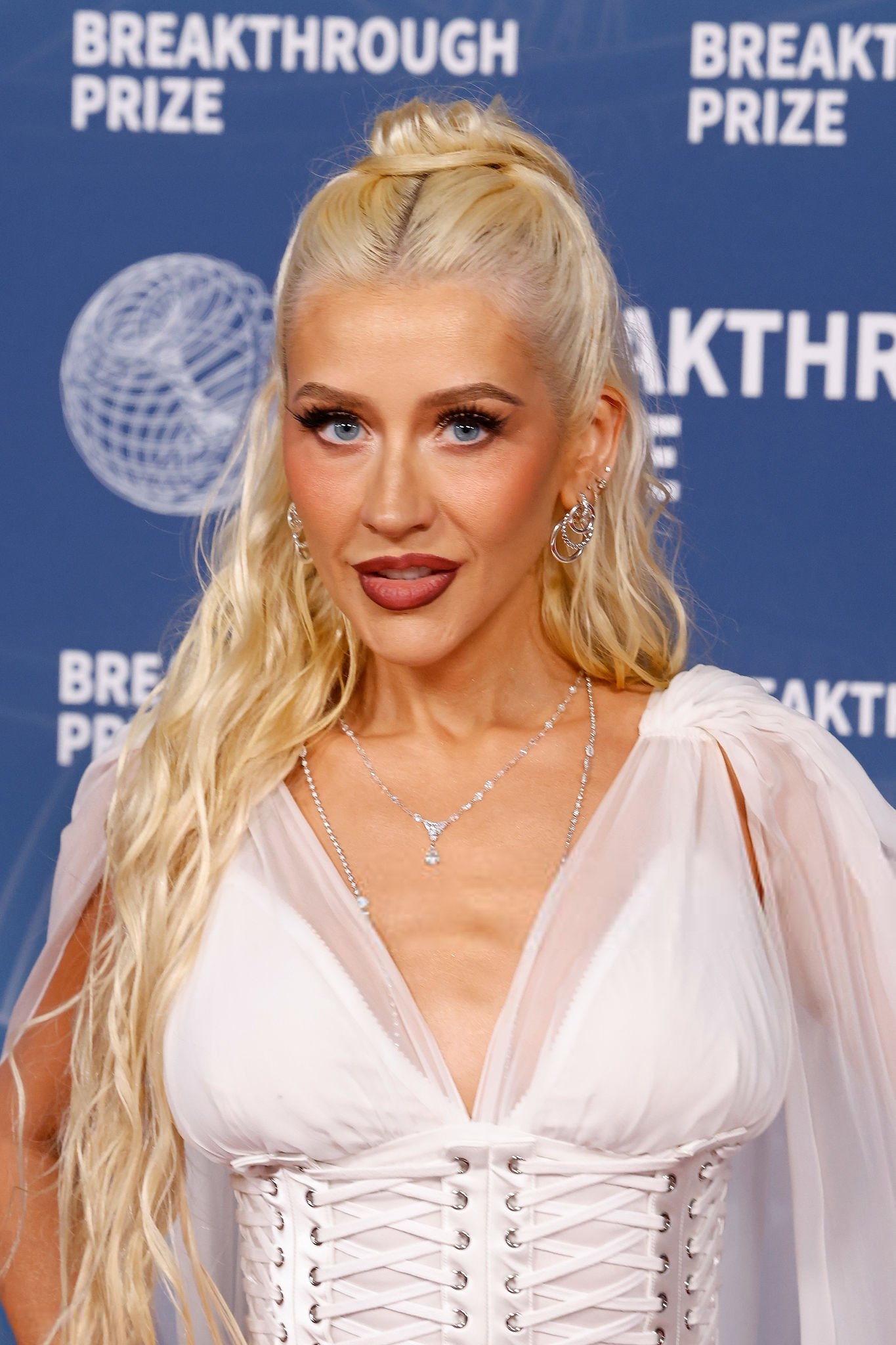 xtinadaily_christina_aguilera_11th_Breakthrough_Prize_Ceremony_at_Barker_Hangar_4734744754760.jpg xtinadaily_christina_aguilera_11th_Breakthrough_Prize_Ceremony_at_Barker_Hangar_4734744754760.jpg
