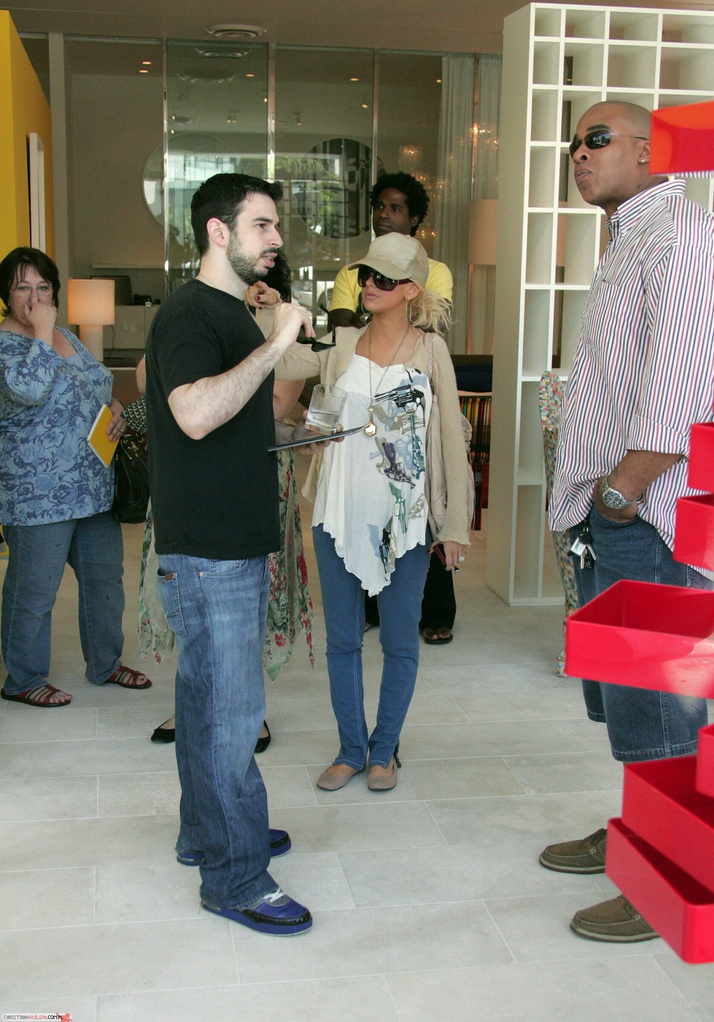 xtinadailycom003~0.jpg xtinadailycom003~0.jpg