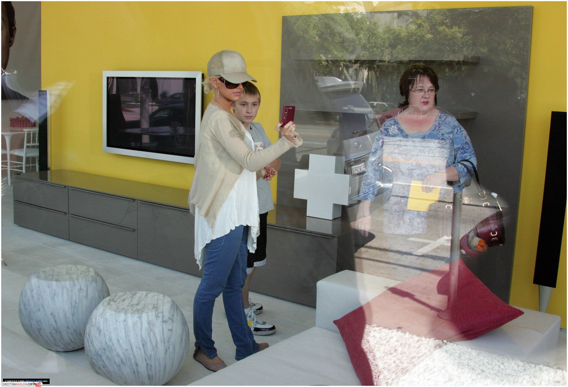 xtinadailycom017~0.jpg xtinadailycom017~0.jpg