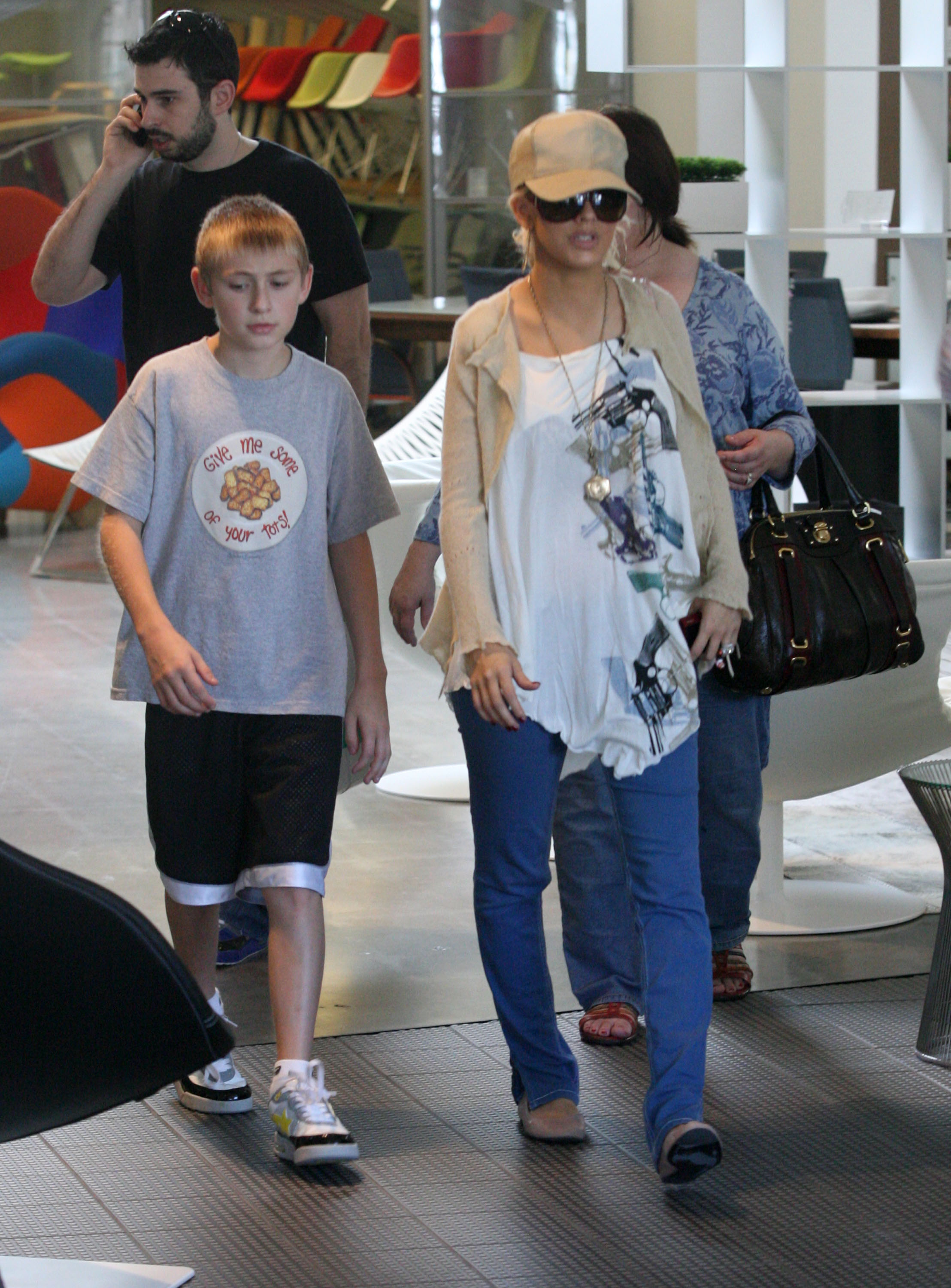 xtinadailycom202.jpg xtinadailycom202.jpg